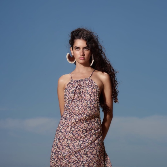 Zara limited edition printed maxi dress you cannot miss - Picture 3 of 6